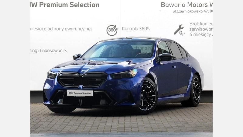 Niebieski marina bay m metalizowany Używany 2024 BMW M5 Comfort Edition Sedan/Limuzyna | 559 900 zł (Super Cena) - Obraz 1/3