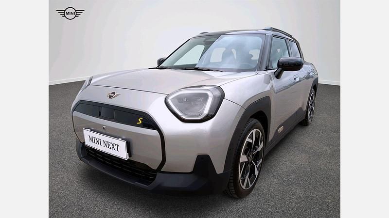 Melting silver iii Używany 2024 Mini Aceman SUV | 180 900 zł - Obraz 1/4