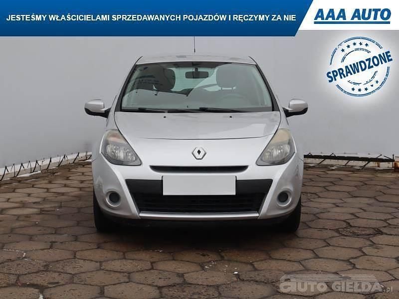 Używany Renault Clio IV 2012 Srebrny