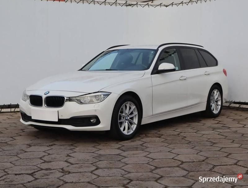 Używany BMW 316 2016 Biały Kombi