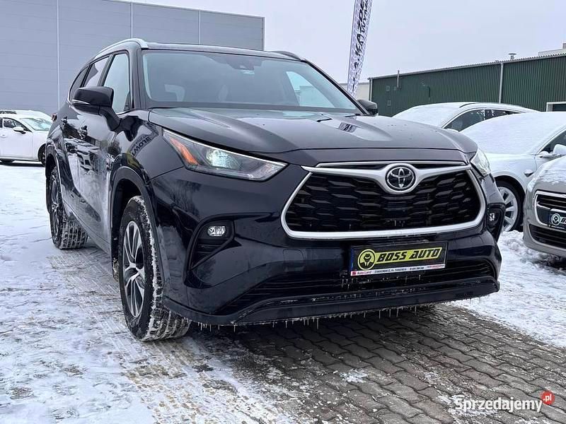 Używany Toyota Highlander 2024 Czarny SUV