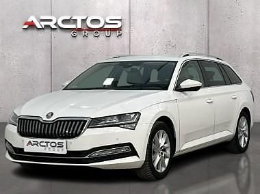 Biały Używany 2021 Skoda Superb Style Kombi | 67 900 zł (Uczciwa cena) - Obraz 1/4