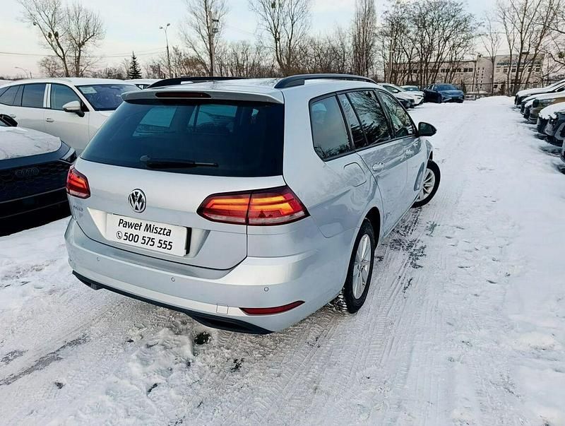 Używany VW Golf VII 115 KM (84 kW) 2020 Srebrny (metalik) Kombi