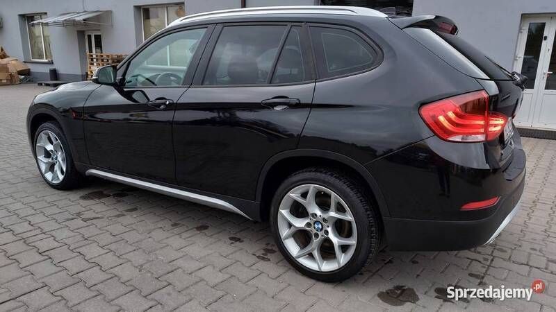 Używany BMW X1 2013 Czarny SUV