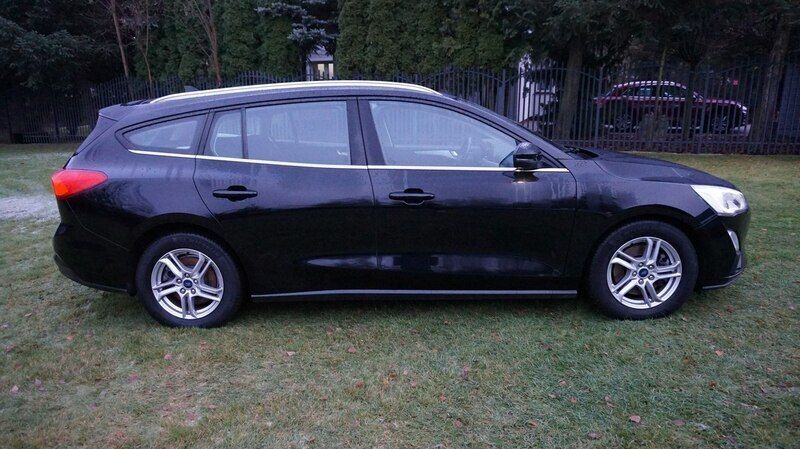 Używany Ford Focus 120 KM (88 kW) 2019 Czarny Hatchback