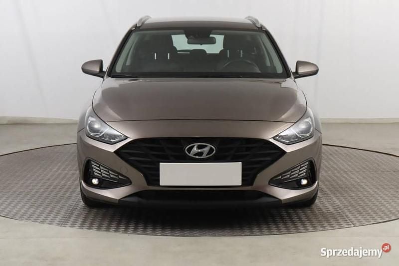 Używany Hyundai i30 120 KM (88 kW) 2021 Szary Kombi