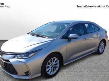 Srebrny Używany 2022 Toyota Corolla Comfort Sedan/Limuzyna | 81 800 zł (Dość drogi) - Obraz 1/2