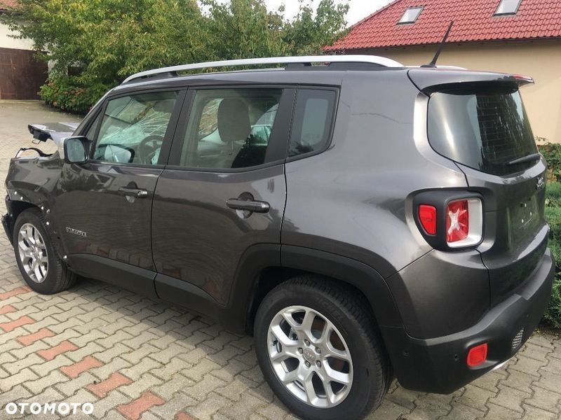 Sprzedany Jeep Renegade , używany 2017, km 4 250 w Zielona