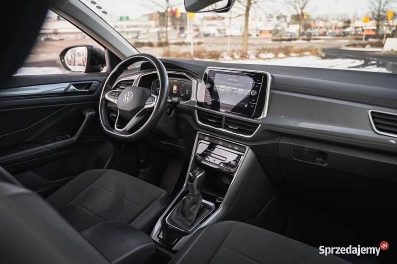 Używany VW T-Roc 150 KM (110 kW) 2022 Czerwony SUV