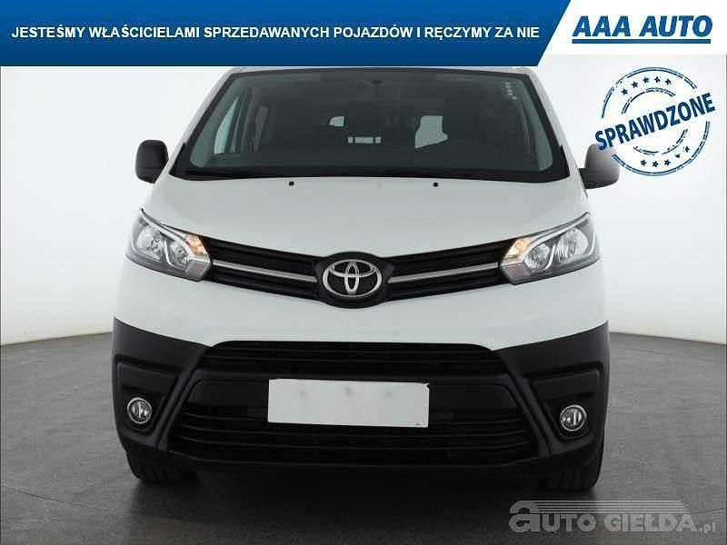 Używany Toyota Proace 2022 Biały Minivan