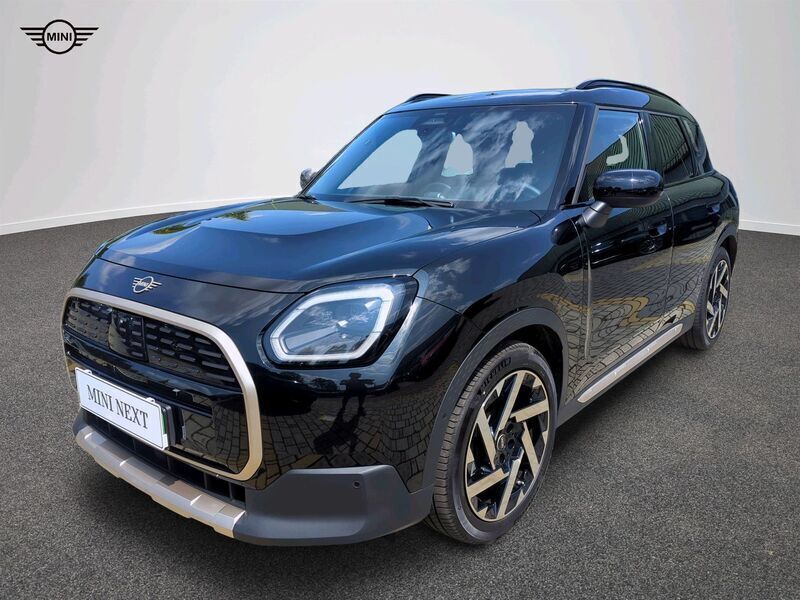 Midnight black ii metalizowany Używany 2024 Mini Countryman SUV | 175 900 zł - Obraz 1/4