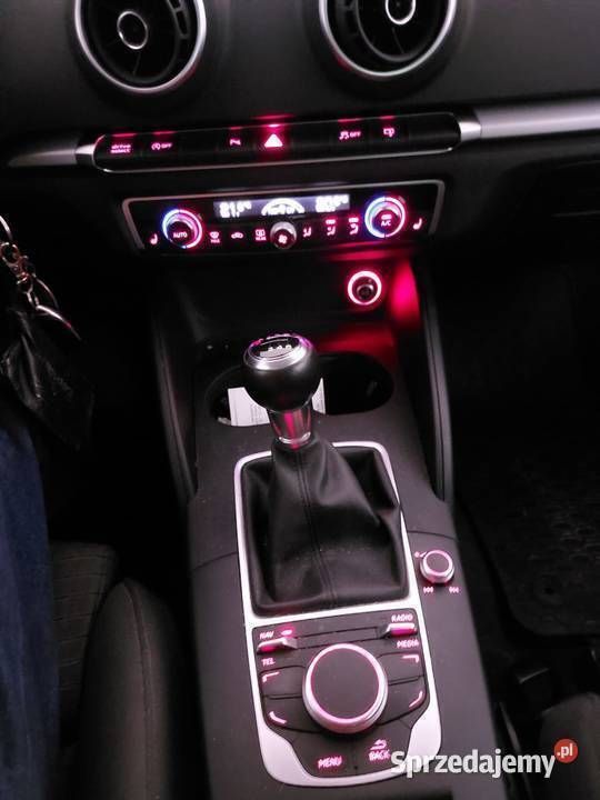 Używany Audi A3 2016 Czarny Sedan/Limuzyna