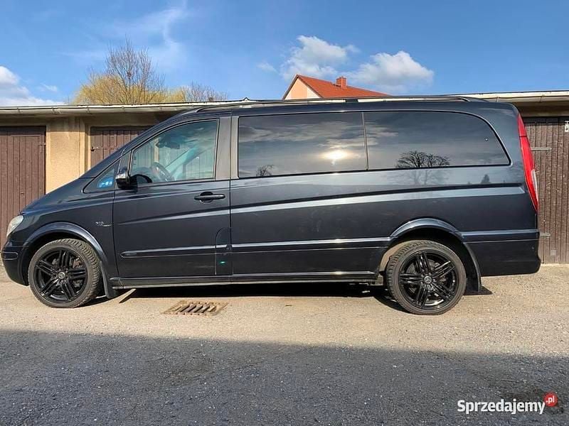 Używany Mercedes Viano 2008 Minivan