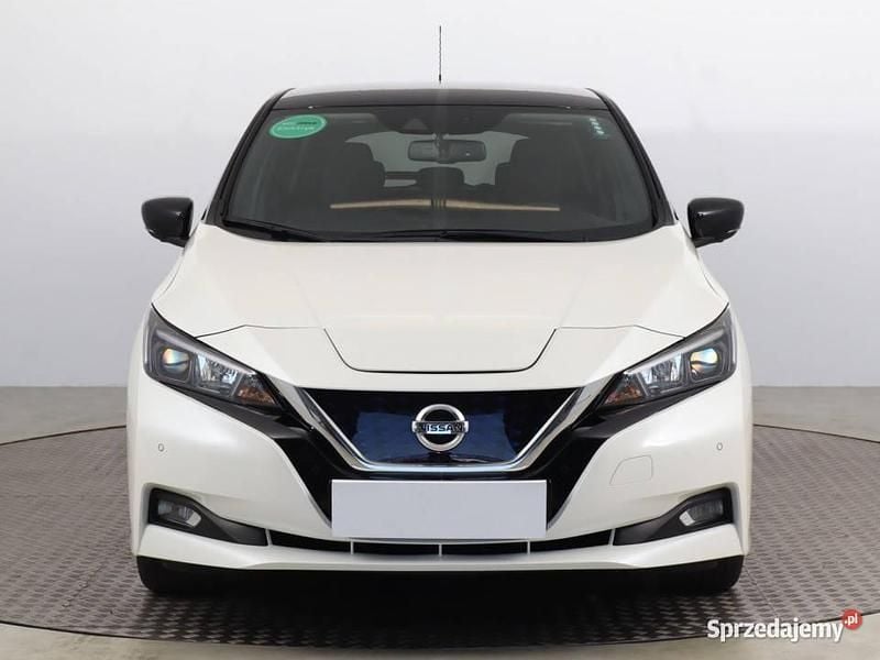 Biały Używany 2020 Nissan Leaf Hatchback | 57 999 zł (Uczciwa cena) - Obraz 1/4