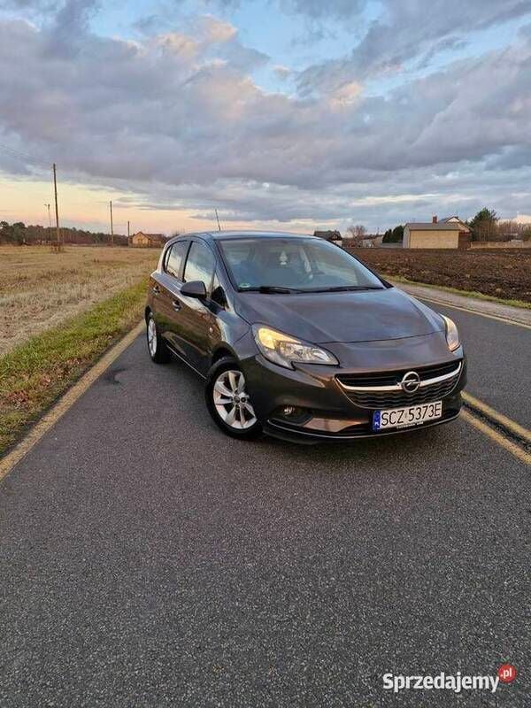 Używany Opel Corsa 2015 Sedan/Limuzyna
