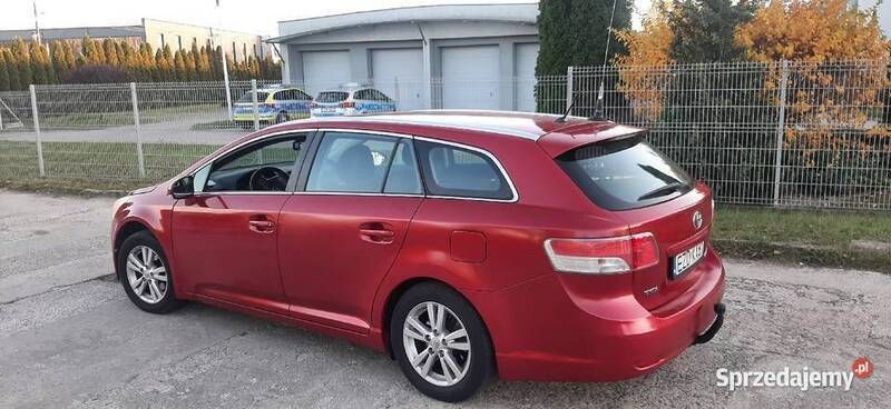 Czerwony Używany 2009 Toyota Avensis Sedan/Limuzyna | 17 100 zł (Uczciwa cena) - Obraz 1/1