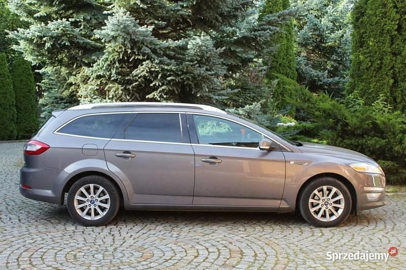 Używany Ford Mondeo 140 KM (102 kW) 2011 Szary (metalik) Kombi