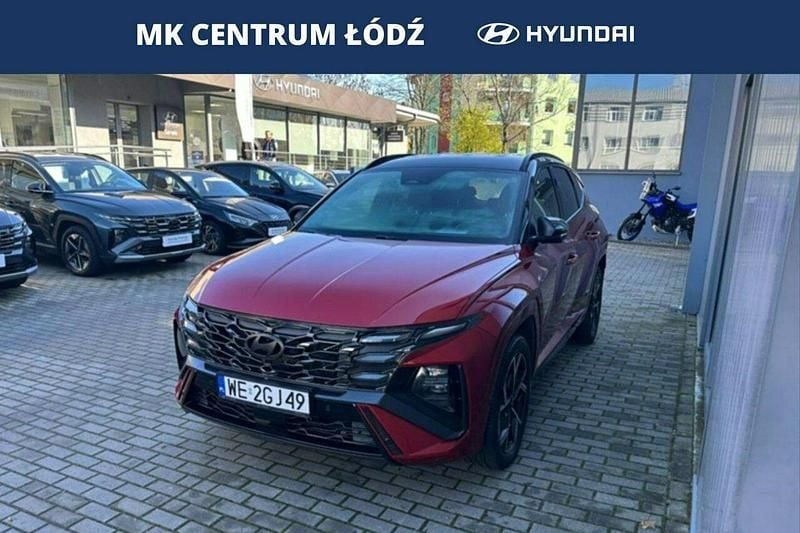Bordowy Używany 2024 Hyundai Tucson N Line SUV | 174 900 zł - Obraz 1/4