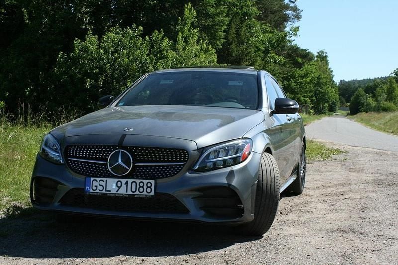 Używany Mercedes C300 AMG line 2020 Szary Sedan/Limuzyna