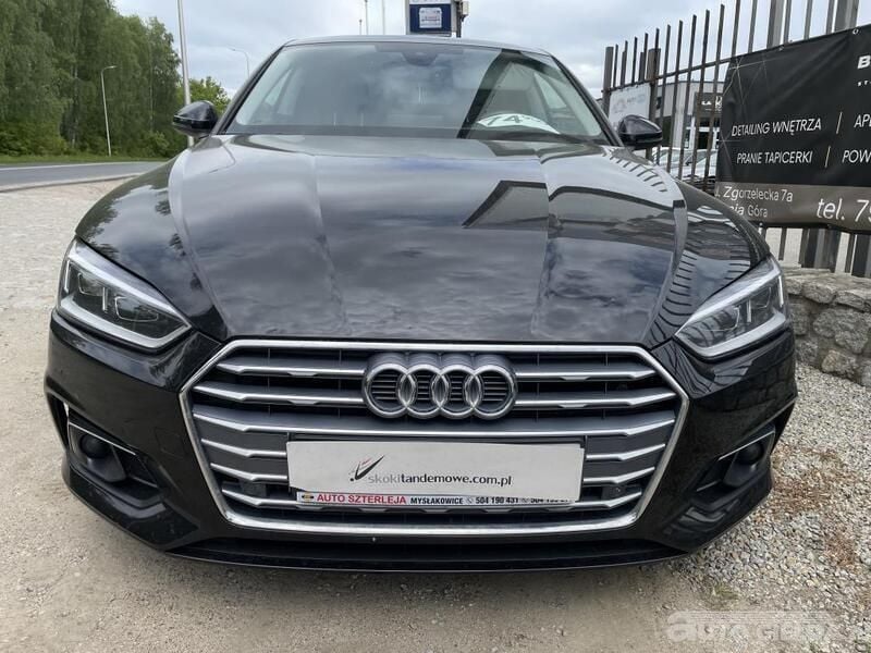 Czarny Używany 2016 Audi A5 Ambiente Coupe | 74 900 zł (Super Cena) - Obraz 1/4