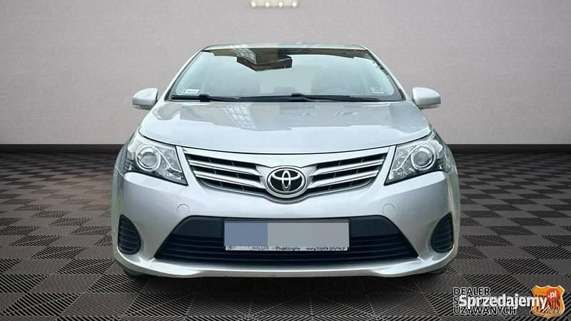 Srebrny Używany 2013 Toyota Avensis Sedan/Limuzyna | 17 000 zł - Obraz 1/4