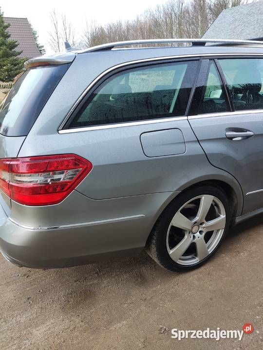 Używany Mercedes 220 2011