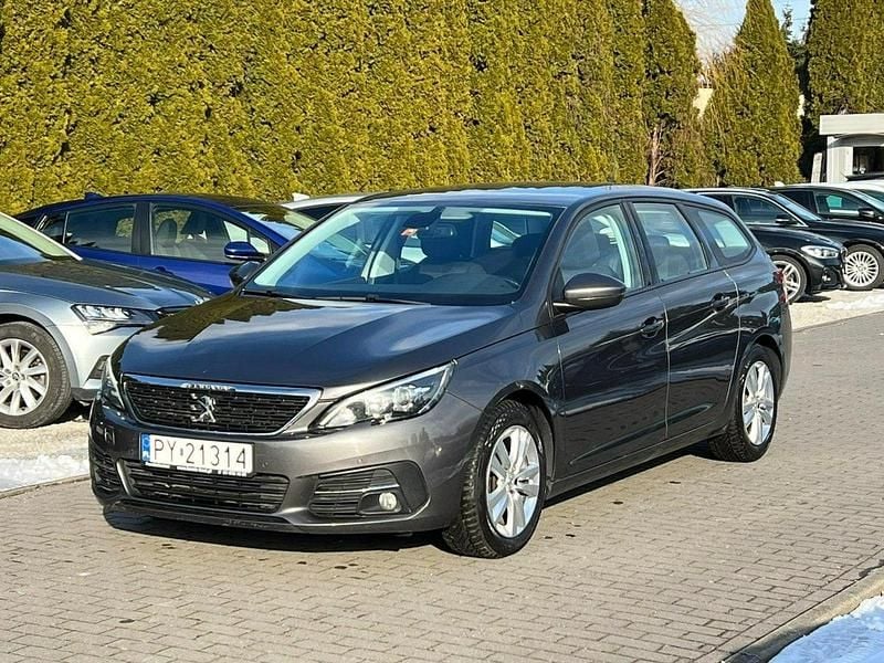 Używany Peugeot 308 130 KM (95 kW) 2018 Szary Kombi