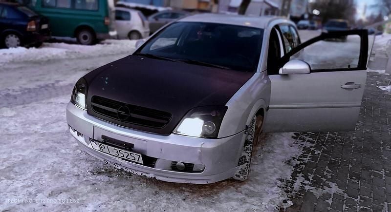 Srebrny Używany 2004 Opel Vectra Kombi | 2450 zł (Dobra cena) - Obraz 1/4