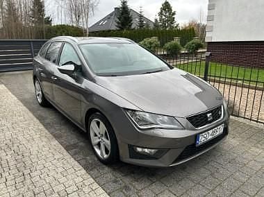 Szary Używany 2015 Seat Leon FR Kombi | 34 900 zł (Uczciwa cena) - Obraz 1/4