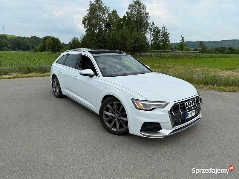 Biały Używany 2020 Audi A6 Allroad Ambiente Kombi | 180 000 zł - Obraz 1/4