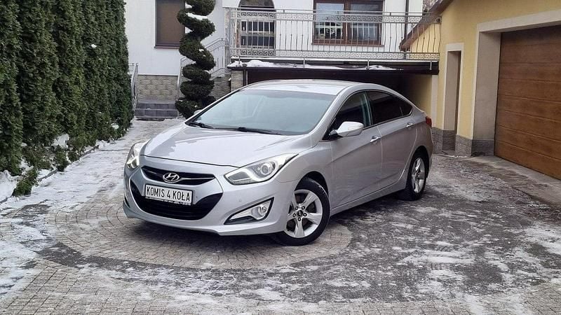 Srebrny Używany 2012 Hyundai i40 Sedan/Limuzyna | 26 900 zł (Dobra cena) - Obraz 1/4