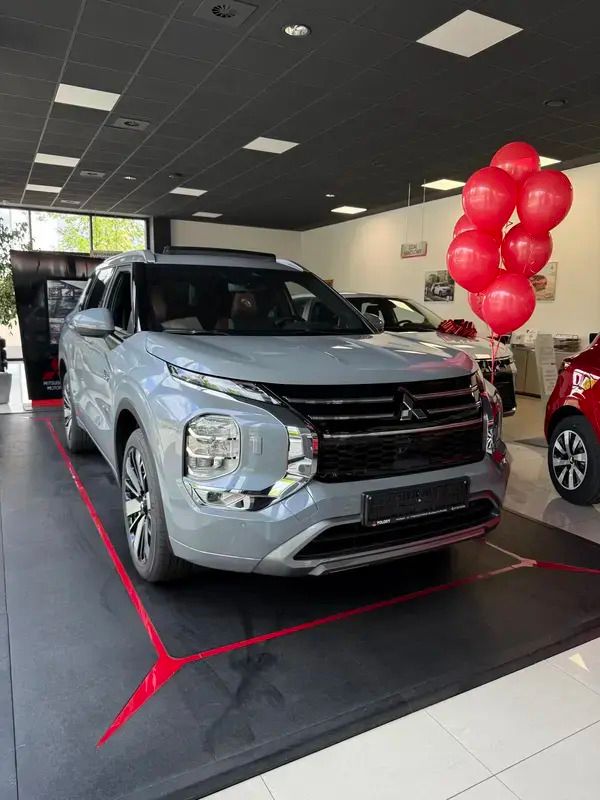 Niebieski Nowe 2025 Mitsubishi Outlander SUV | 299 990 zł - Obraz 1/4