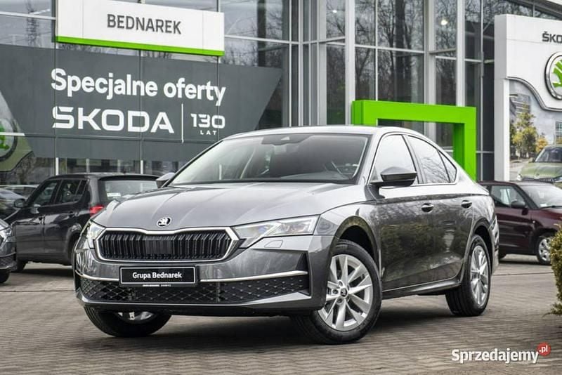 Szary Nowe 2026 Skoda Octavia Drive Sedan/Limuzyna | 143 800 zł (Uczciwa cena) - Obraz 1/4