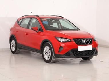 Czerwony Używany 2023 Seat Arona SUV | 66 999 zł (Uczciwa cena) - Obraz 1/4