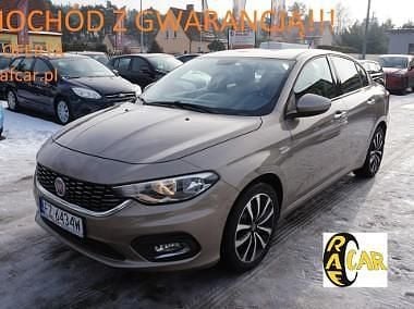 Używany Fiat Tipo 95 KM (69 kW) 2017 Beżowy Hatchback