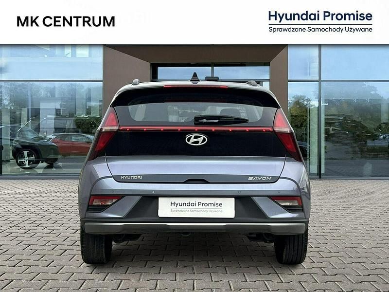 Używany Hyundai Bayon 100 KM (73 kW) 2024 Niebieski SUV