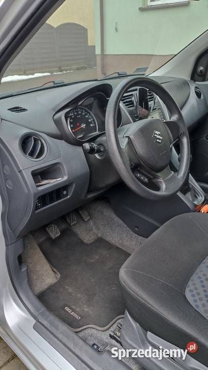 Używany Suzuki Celerio 68 KM (50 kW) 2017 Srebrny Hatchback