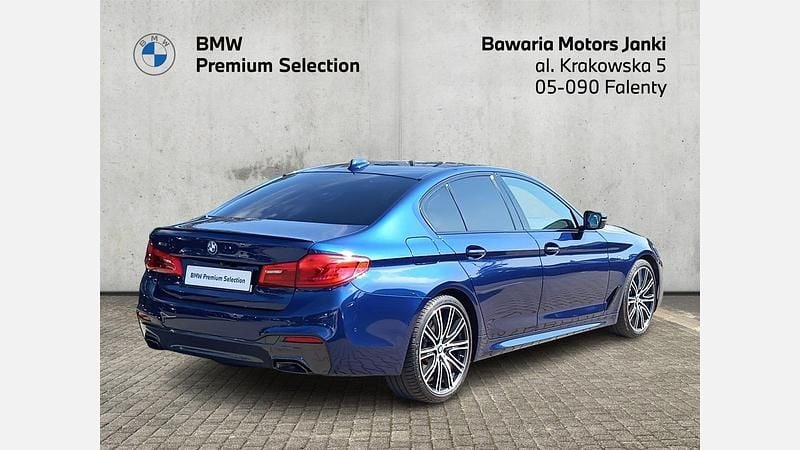 Używany BMW 530 Shadowline 265 KM (194 kW) 2019 Mediterranblue metallic metalizowany Sedan/Limuzyna