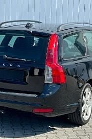 Używany Volvo V50 115 KM (84 kW) 2012 Czarny Kombi