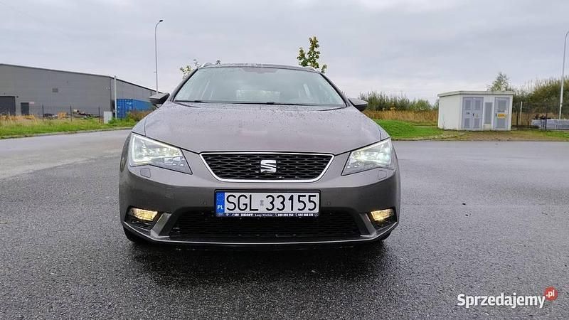 Szary Używany 2014 Seat Leon ST Style Kombi | 40 000 zł - Obraz 1/4