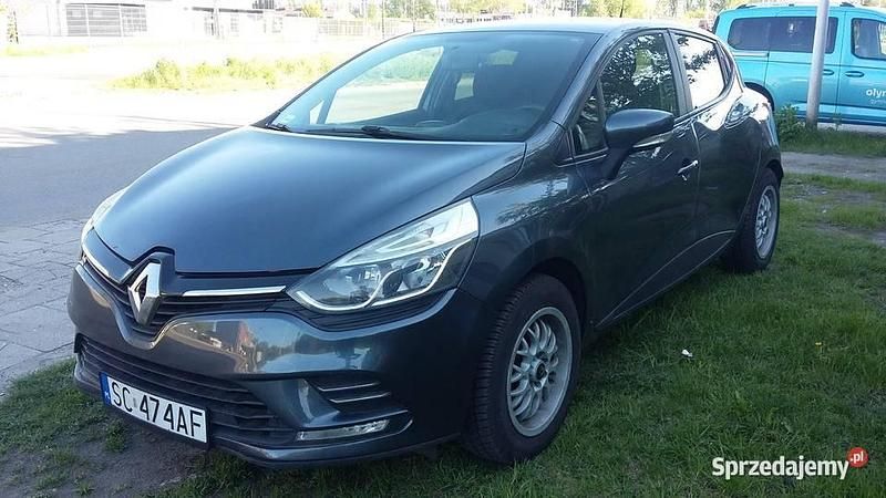 Szary Używany 2017 Renault Clio IV Hatchback | 27 500 zł (Uczciwa cena) - Obraz 1/4