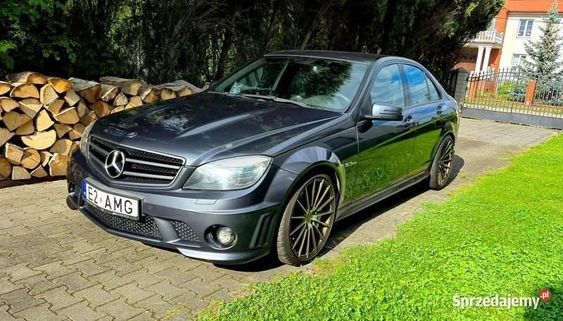 Używany 2009 Mercedes C63 AMG AMG | 145 000 zł - Obraz 1/4