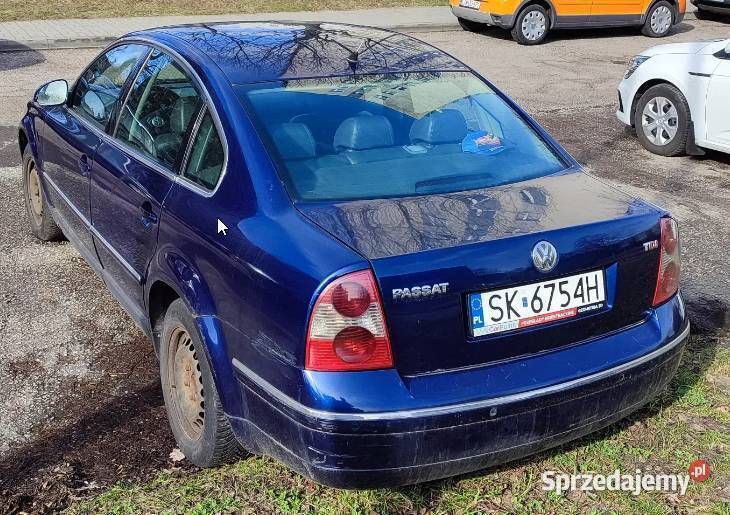 Niebieski Używany 2004 VW Passat Sedan/Limuzyna | 5000 zł (Uczciwa cena) - Obraz 1/4