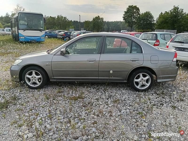 Używany Honda Civic 2004 Brązowy Sedan/Limuzyna