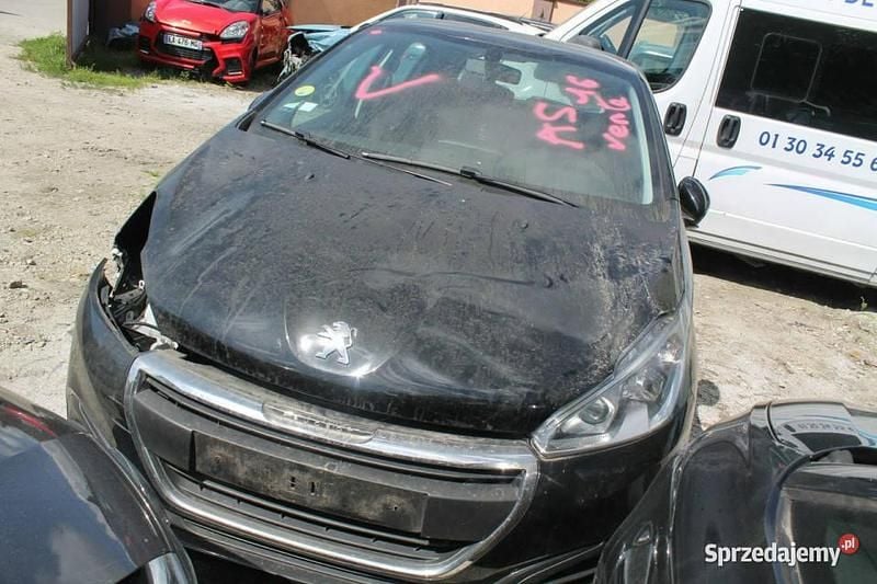 Czarny Używany 2019 Peugeot 208 Hatchback | 17 900 zł - Obraz 1/4