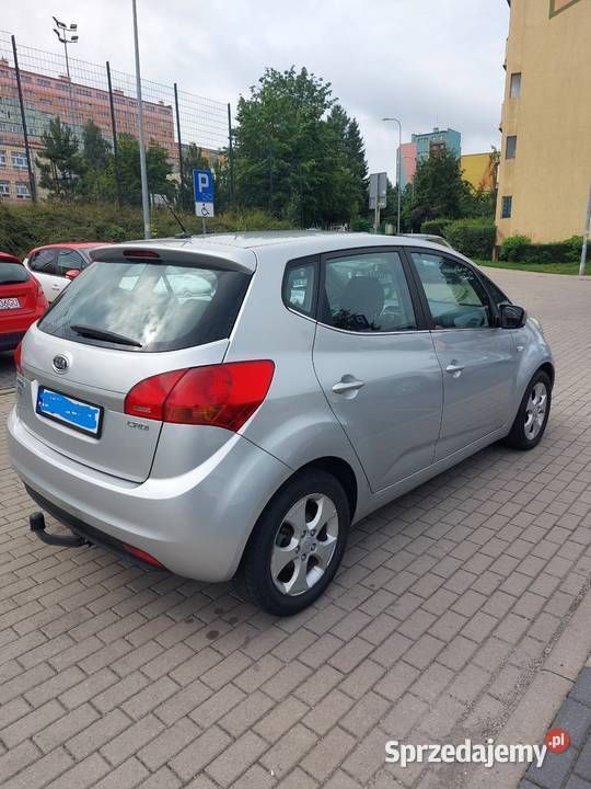 Używany Kia Venga 2012 Srebrny Hatchback