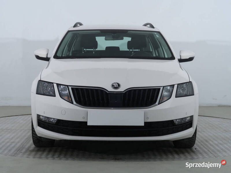 Biały Używany 2020 Skoda Octavia Kombi | 51 999 zł (Super Cena) - Obraz 1/4