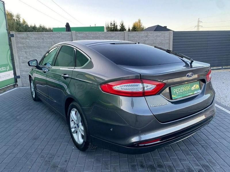 Używany Ford Mondeo 150 KM (110 kW) 2016 Szary Sedan/Limuzyna