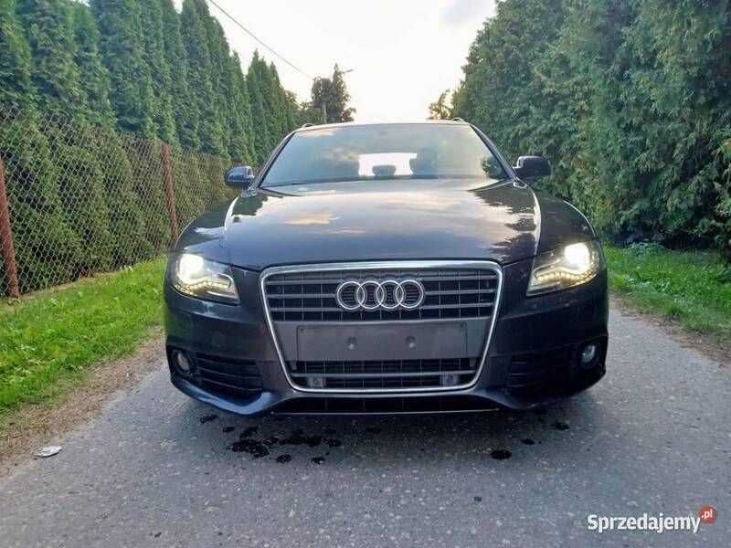 Używany Audi A4 2011 Czarny