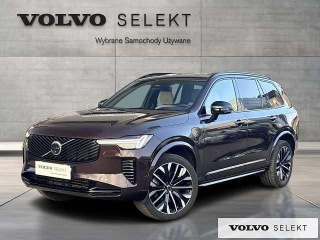 Czerwony Używany 2025 Volvo XC90 SUV | 369 900 zł - Obraz 1/3